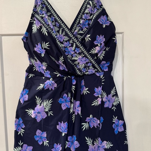 Lands End Women Tulip Wrap Mini Swim Dress size s - Picture 3 of 12